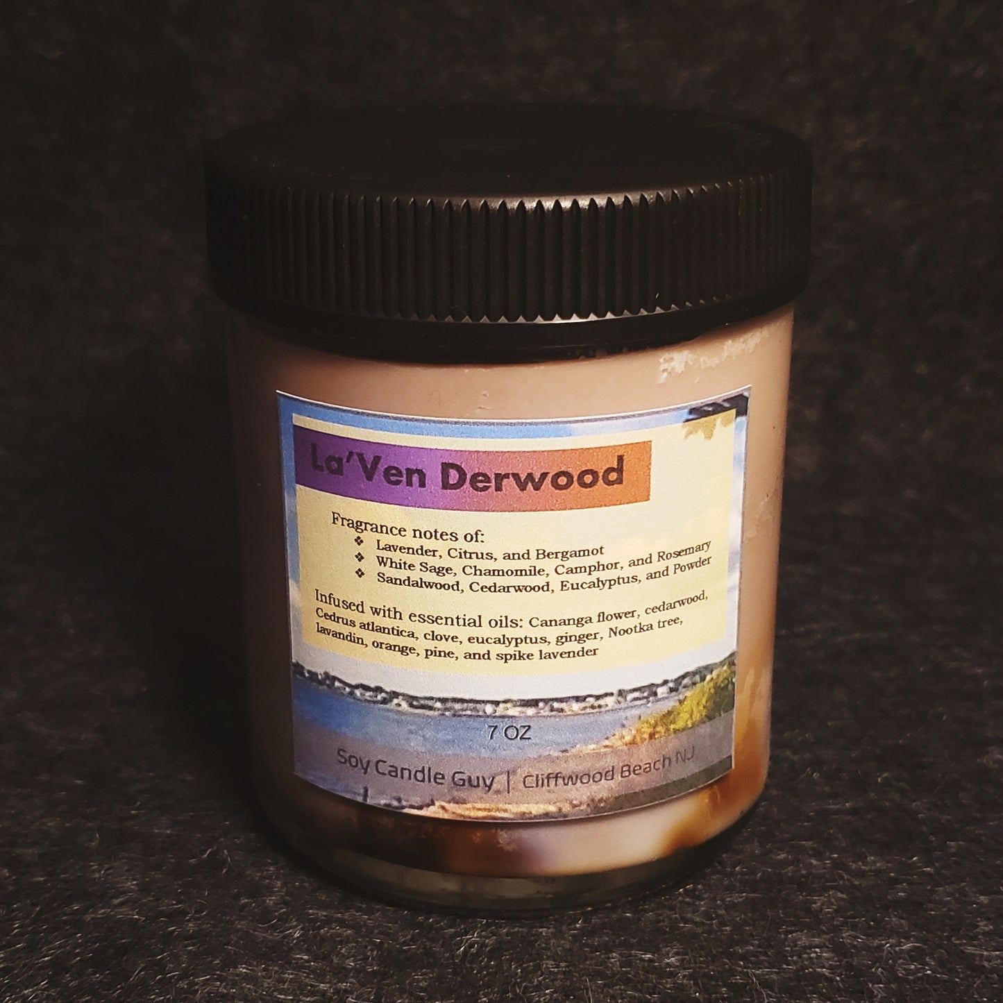 La'Ven Derwood - Soy Candle