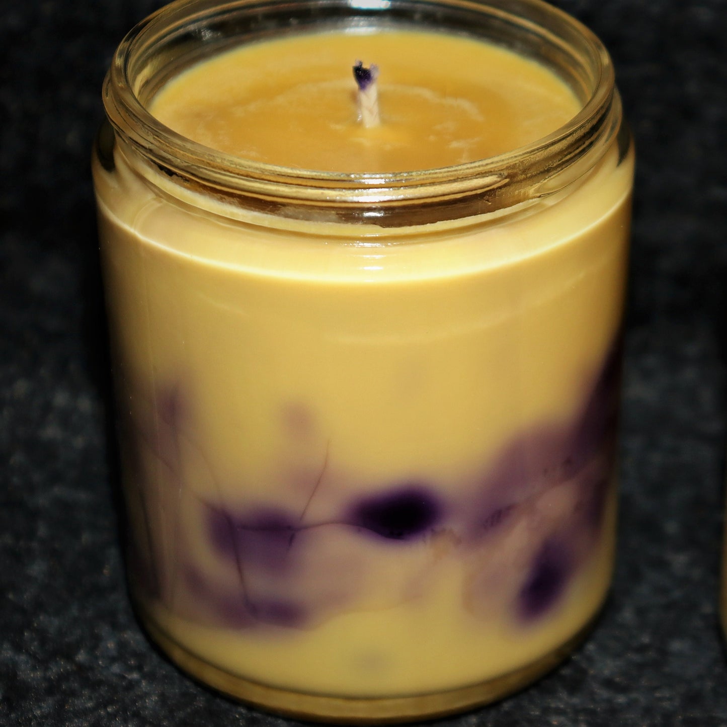 La'Ven Derwood - Soy Candle
