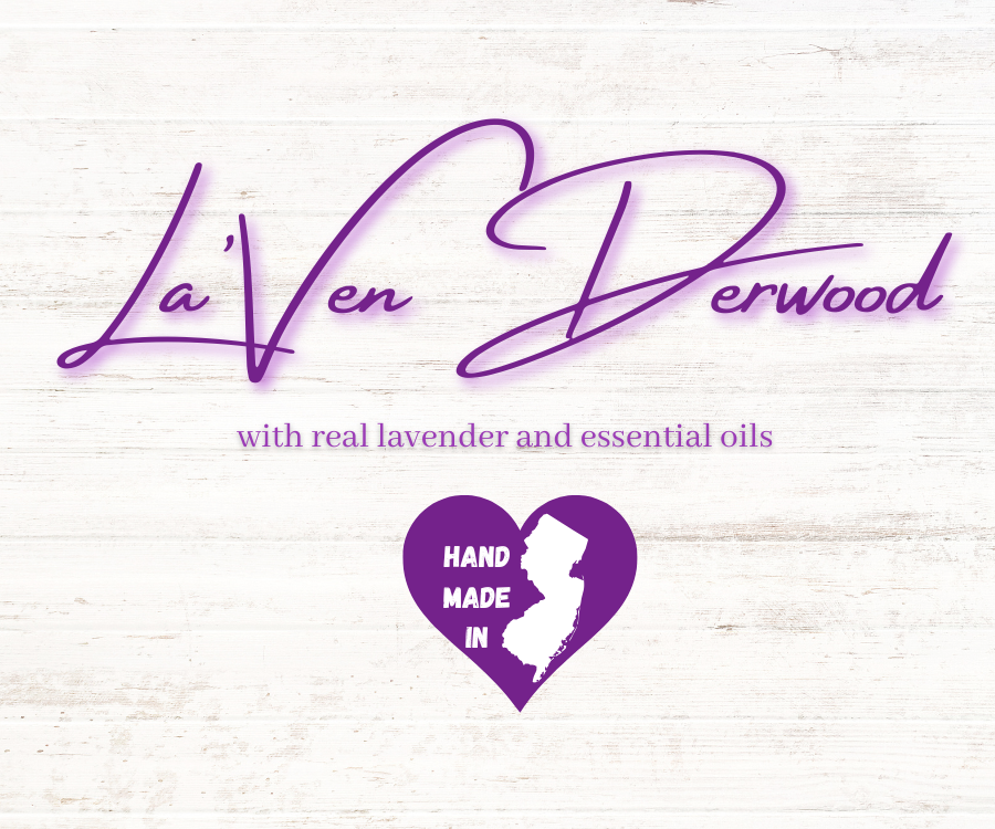 La'Ven Derwood - Soy Candle